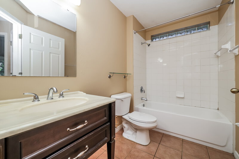 1,995/Mo, 6708 Summer Haven Dr Riverview, FL 33578 Bedroom View