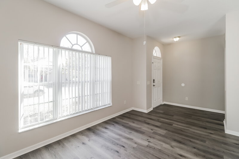 2,210/Mo, 3207 Downan Point Dr Land O Lakes, FL 34638 Living Room View