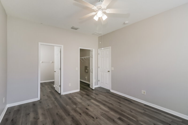 2,210/Mo, 3207 Downan Point Dr Land O Lakes, FL 34638 Main Bedroom View 2