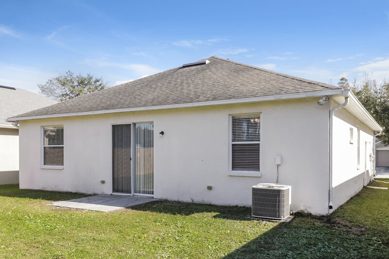 2,210/Mo, 3207 Downan Point Dr Land O Lakes, FL 34638 Rear View 2