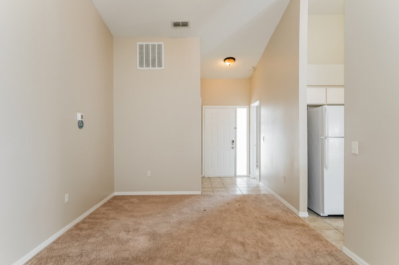 2,110/Mo, 2132 Ridgemore Dr Valrico, FL 33594 Living Room View 2