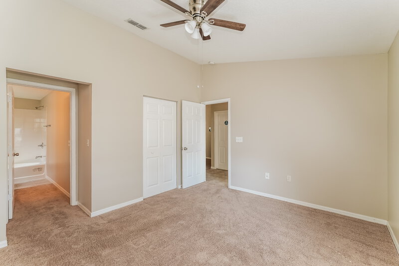 2,110/Mo, 2132 Ridgemore Dr Valrico, FL 33594 Main Bedroom View 2