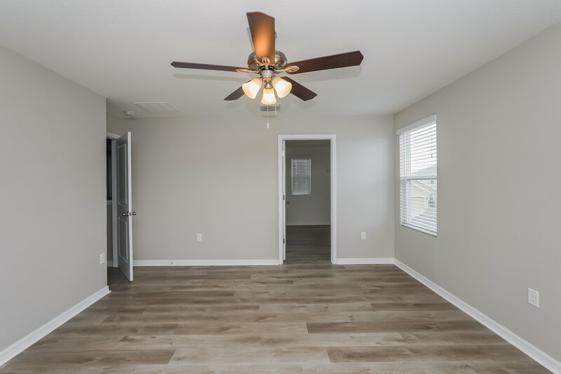 2,635/Mo, 10145 Geese Trail Cir Sun City Center, FL 33573 Main Bedroom View