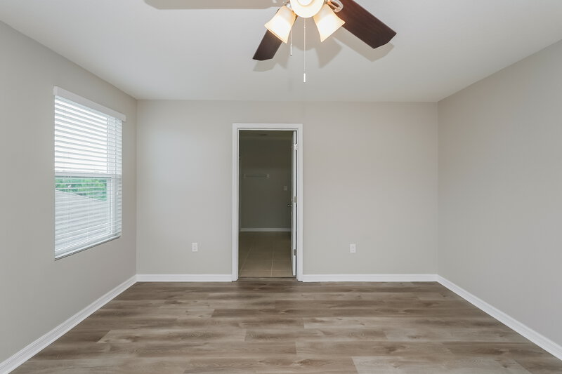 2,635/Mo, 10145 Geese Trail Cir Sun City Center, FL 33573 Main Bedroom View 2