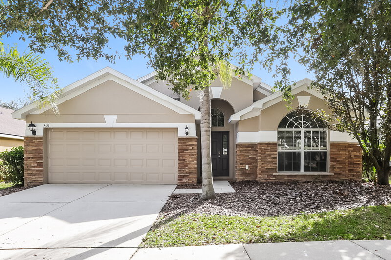 0/Mo, 433 Down Pine Dr Seffner, FL 33584 External View