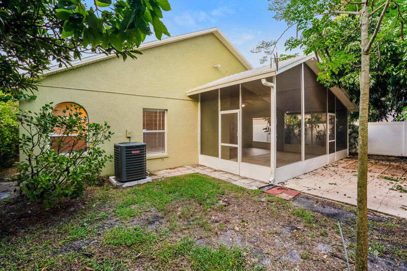 2,545/Mo, 3849 Bellewater Blvd Riverview, FL 33578 Rear View