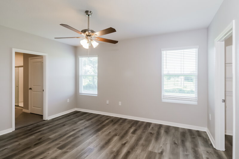 2,400/Mo, 6526 Seaway Dr Brooksville, FL 34604 Main Bedroom View