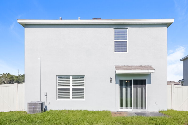 2,400/Mo, 6526 Seaway Dr Brooksville, FL 34604 Rear View