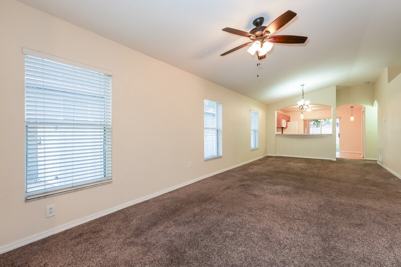 1,810/Mo, 2205 Colville Chase Dr Ruskin, FL 33570 Living Room View