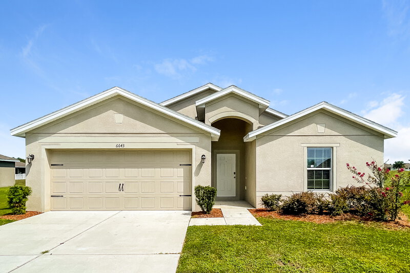 1,850/Mo, 6643 Wirevine Dr Brooksville, FL 34602 External View
