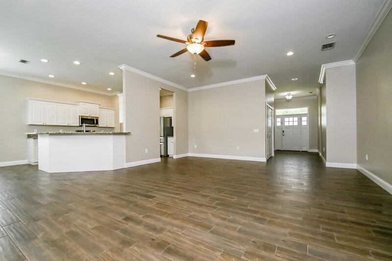 2,015/Mo, 4388 Winding Oaks Cir Mulberry, FL 33860 Living Room View