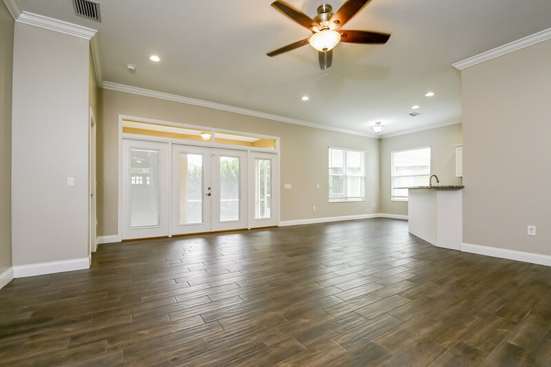 2,015/Mo, 4388 Winding Oaks Cir Mulberry, FL 33860 Living Room View 2