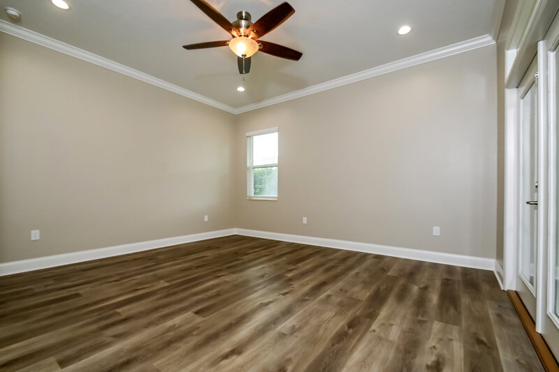 2,015/Mo, 4388 Winding Oaks Cir Mulberry, FL 33860 Main Bedroom View