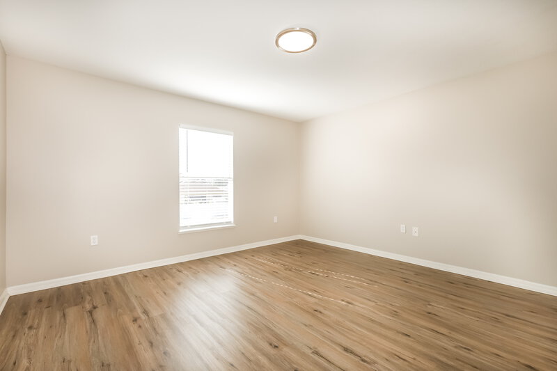 1,965/Mo, 939 Brenton Leaf Dr Ruskin, FL 33570 Bedroom View 2