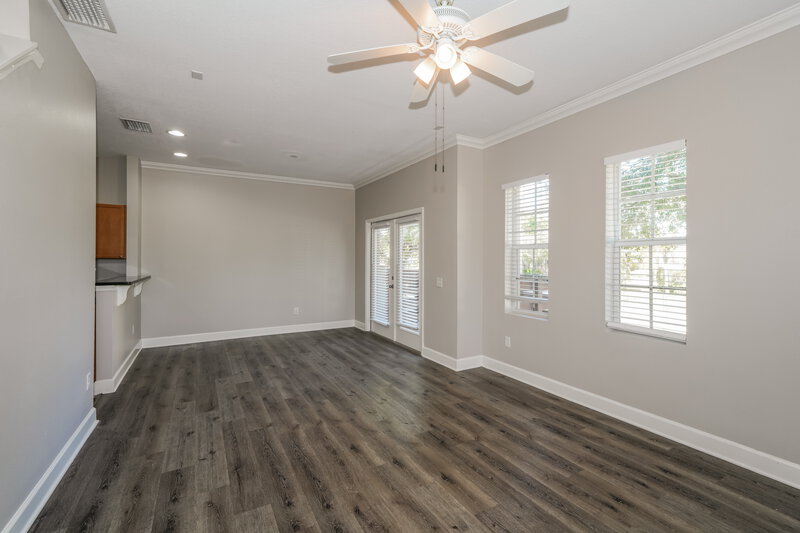 1,950/Mo, 6516 Quiet Pool Ct Apollo Beach, FL 33572 Living Room View