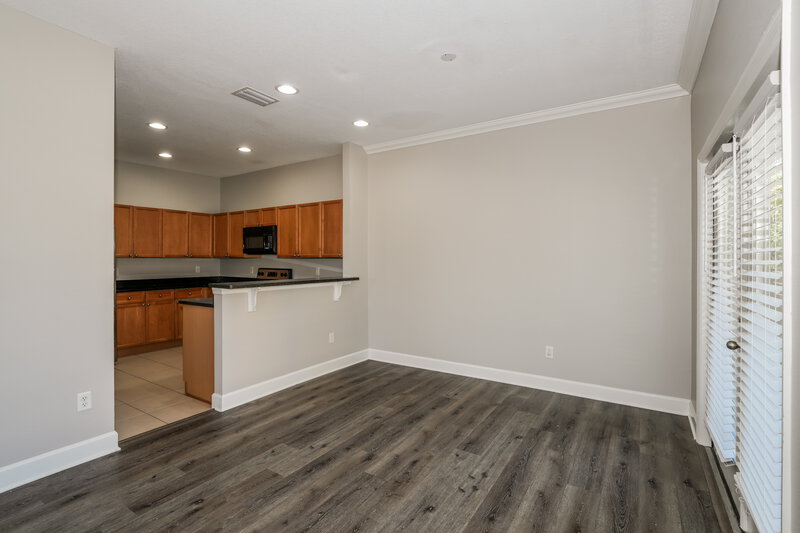 1,950/Mo, 6516 Quiet Pool Ct Apollo Beach, FL 33572 Dining Room View