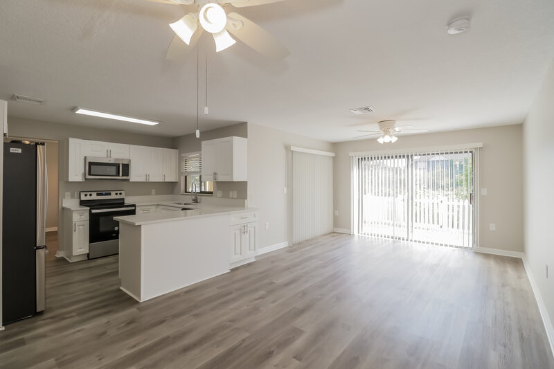 1,950/Mo, 13700 Whitby Rd Hudson, FL 34667 Misc View 3