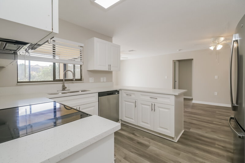 1,950/Mo, 13700 Whitby Rd Hudson, FL 34667 Misc View 6