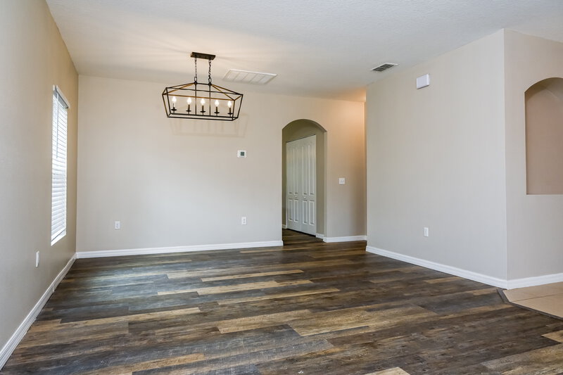 2,415/Mo, 6881 Glenbrook Dr Lakeland, FL 33811 Living Room View 2