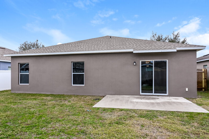 2,415/Mo, 6881 Glenbrook Dr Lakeland, FL 33811 Rear View