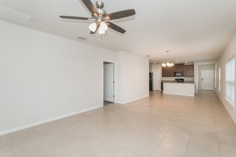 2,030/Mo, 10423 Hawks Landing Dr Land O Lakes, FL 34638 Living Room View 2