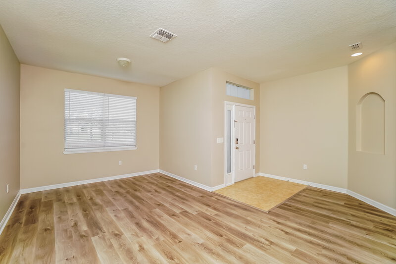 2,125/Mo, 6550 Wirevine Dr Brooksville, FL 34602 Living Room View