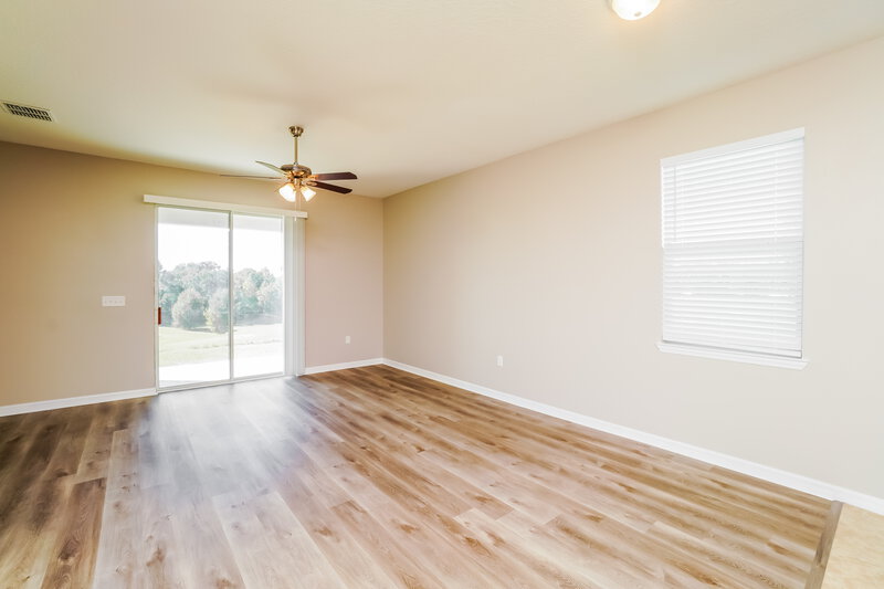 2,125/Mo, 6550 Wirevine Dr Brooksville, FL 34602 Living Room View 2