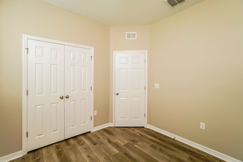 2,125/Mo, 6550 Wirevine Dr Brooksville, FL 34602 Bedroom View 3