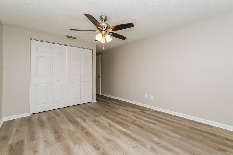 2,080/Mo, 6403 Reef Cir Tampa, FL 33625 Main Bedroom View 2