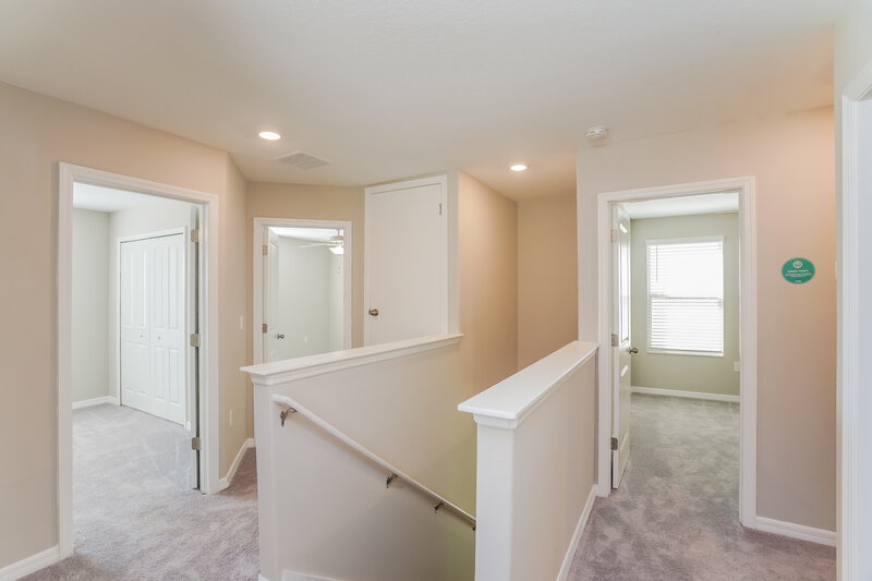 2,285/Mo, 7220 Spring Snowflake Avenue Tampa, FL 33619 Loft View