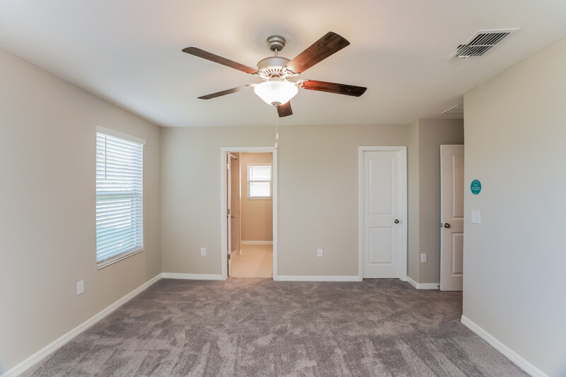 2,285/Mo, 7220 Spring Snowflake Avenue Tampa, FL 33619 Main Bedroom View