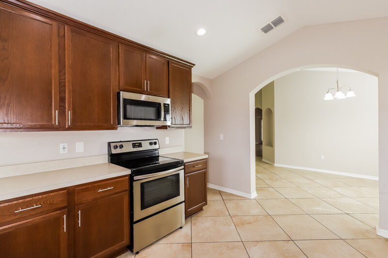 2,485/Mo, 1873 Kingsmill Dr Bartow, FL 33830 Kitchen View