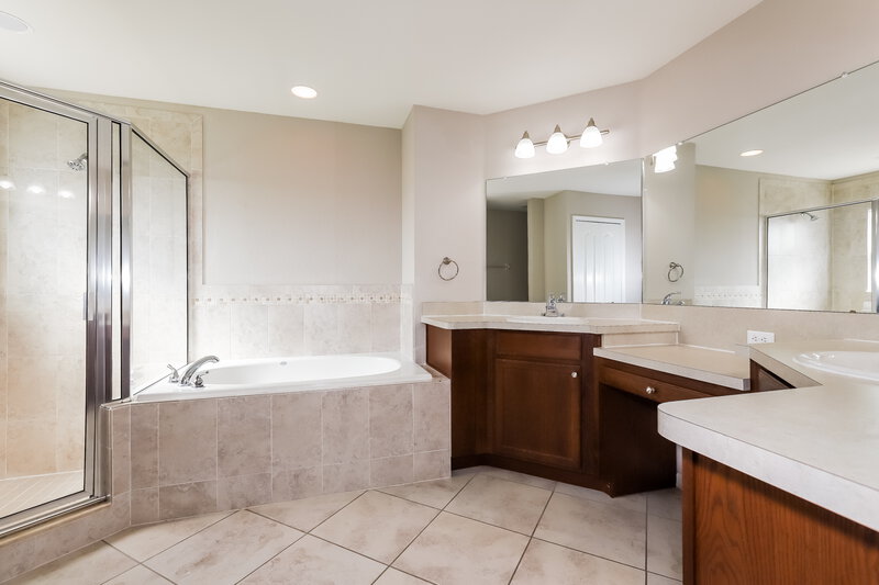 2,485/Mo, 1873 Kingsmill Dr Bartow, FL 33830 Main Bathroom View