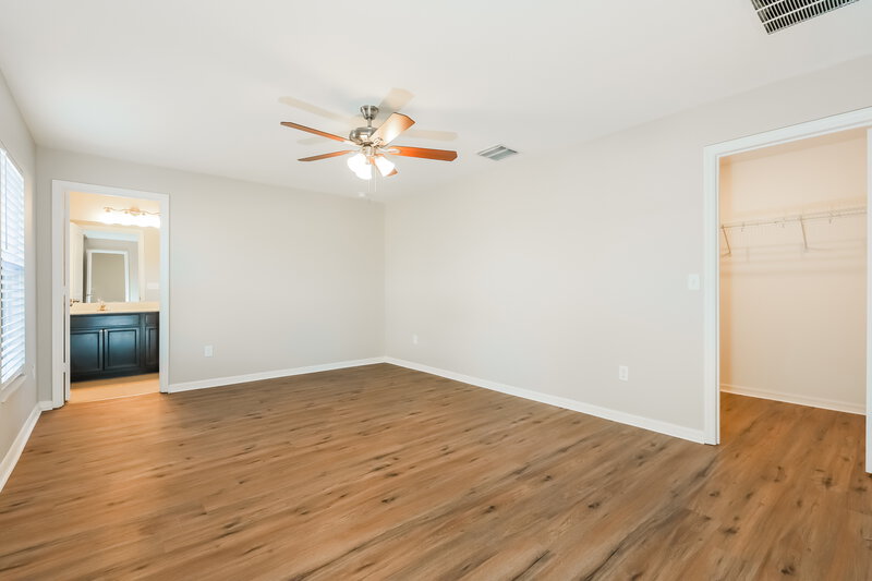 1,795/Mo, 6543 Redbay Dr Brooksville, FL 34602 Main Bedroom View