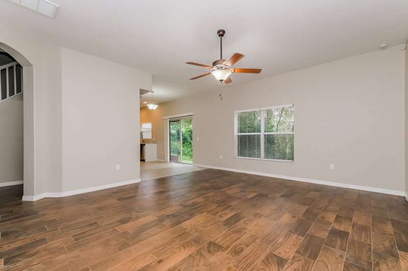 3,880/Mo, 3810 Braemere Dr Spring Hill, FL 34609 Living Room View 2