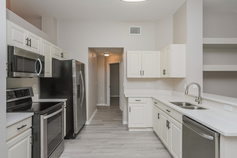 2,287/Mo, 4914 Copper Canyon Blvd Valrico, FL 33594 Kitchen View