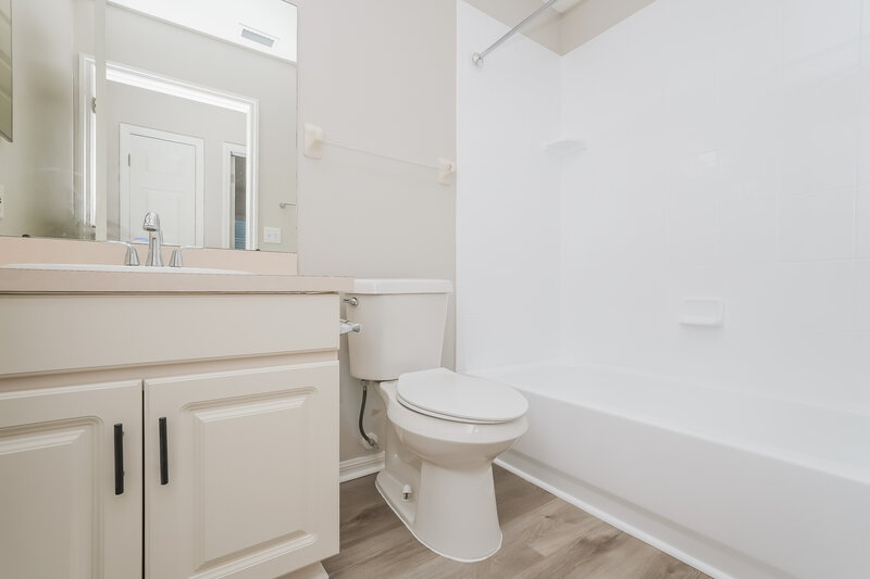 2,287/Mo, 4914 Copper Canyon Blvd Valrico, FL 33594 Bathroom View