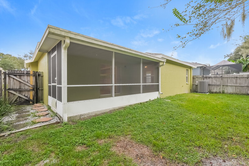 2,287/Mo, 4914 Copper Canyon Blvd Valrico, FL 33594 Rear View