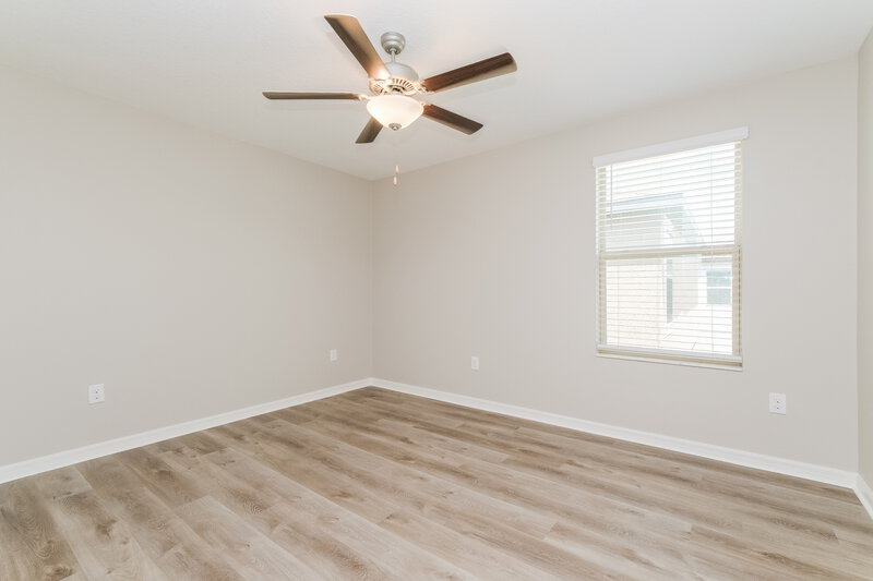2,800/Mo, 9646 Lemon Drop Loop Ruskin, FL 33573 Bedroom View 4