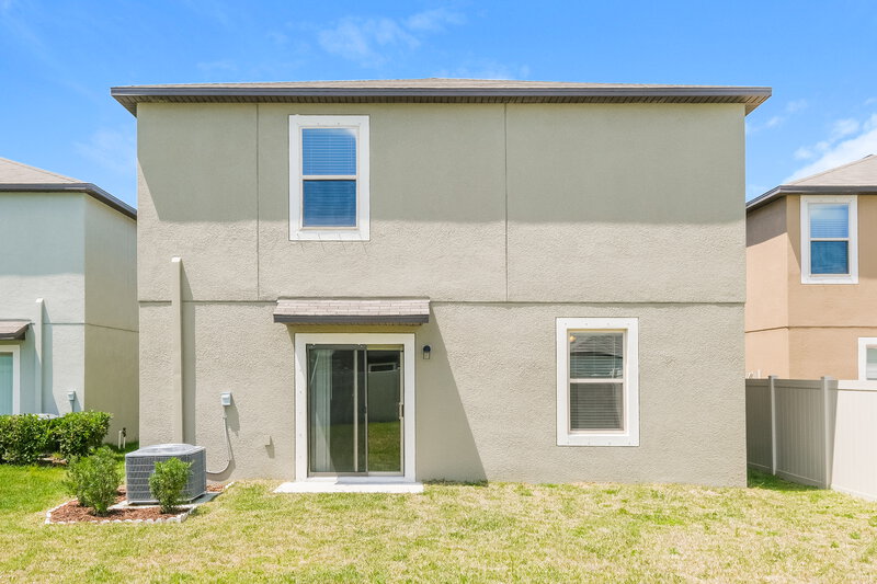2,800/Mo, 9646 Lemon Drop Loop Ruskin, FL 33573 Rear View