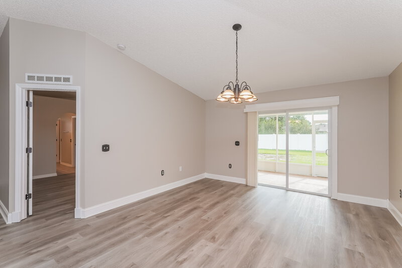 2,045/Mo, 5632 Oakwood Knoll Dr Lakeland, FL 33811 Dining Room View