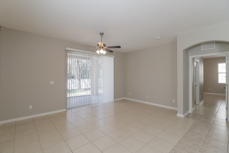 2,570/Mo, 12919 Terrace Springs Dr Temple Terrace, FL 33637 Living Room View 2