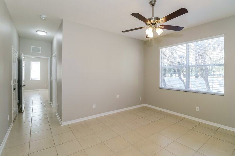 2,570/Mo, 12919 Terrace Springs Dr Temple Terrace, FL 33637 Main Bedroom View 2