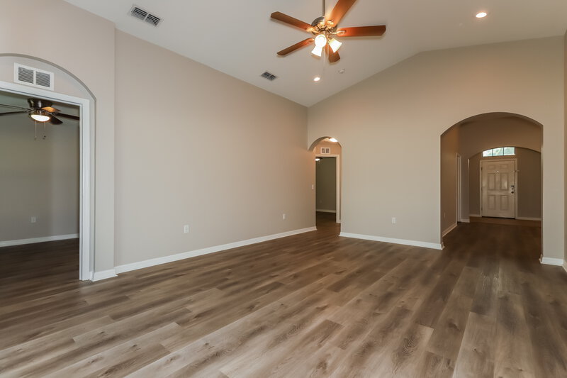 3,440/Mo, 1817 James Towne Ln Bartow, FL 33830 Living Room View 2