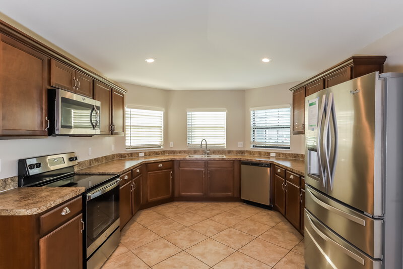 3,440/Mo, 1817 James Towne Ln Bartow, FL 33830 Kitchen View