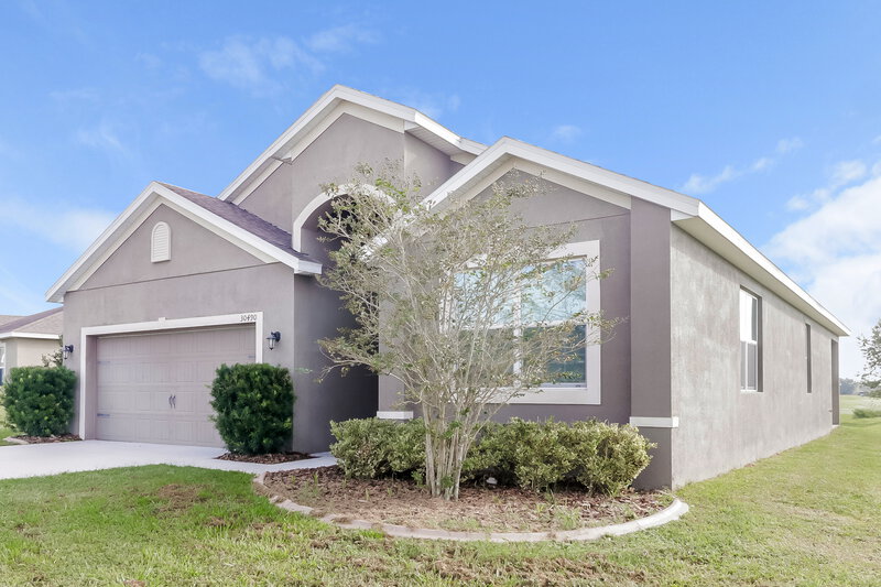 1,925/Mo, 30490 Satinleaf Run Brooksville, FL 34602 Front View