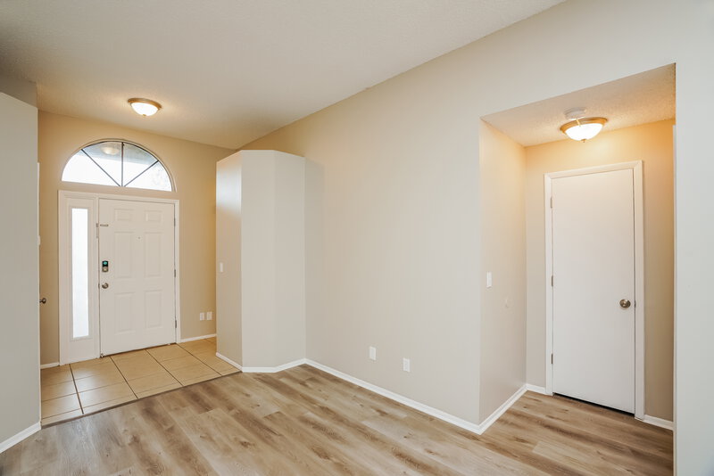 2,245/Mo, 12012 Fruitwood Dr Riverview, FL 33569 Living Room View
