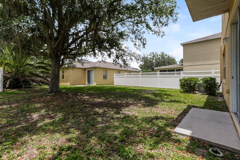 2,360/Mo, 3613 Hatchbend Way Wesley Chapel, FL 33544 Rear View 2