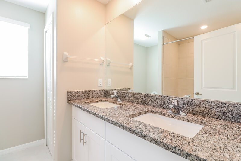 2,600/Mo, 7317 Spring Snowflake Ave Tampa, FL 33619 Misc View 9