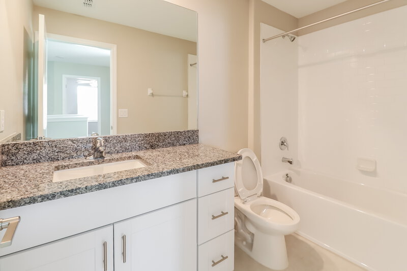 2,600/Mo, 7317 Spring Snowflake Ave Tampa, FL 33619 Misc View 15